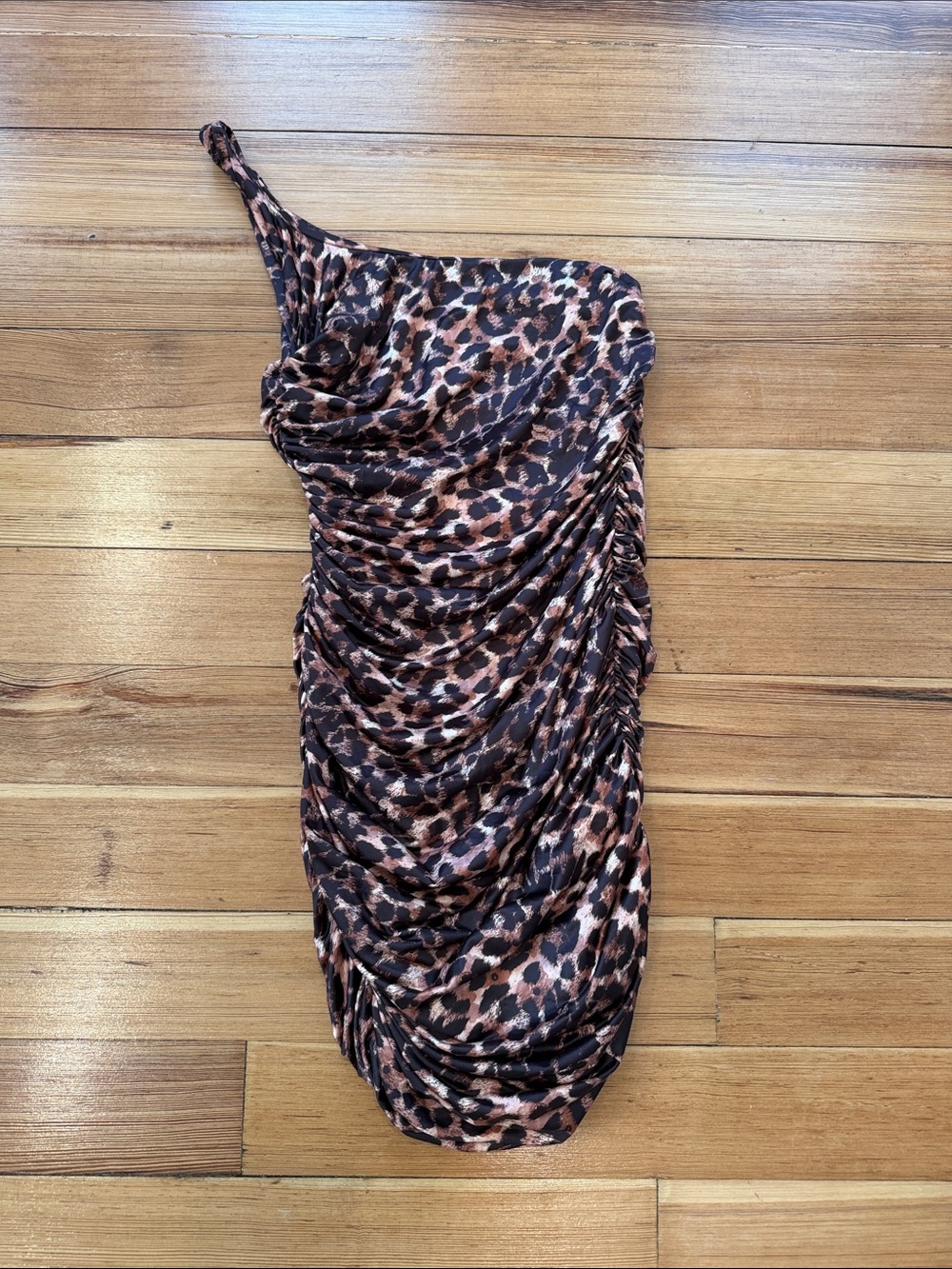 Misguided One-Shoulder Leopard Print Ruched Dress